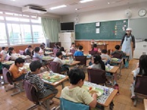 給食