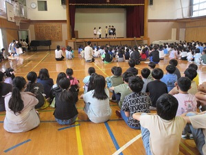 宣伝