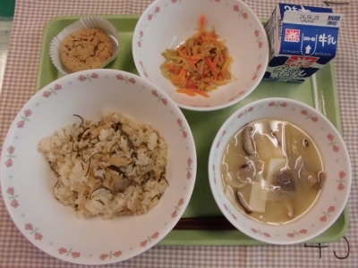 給食