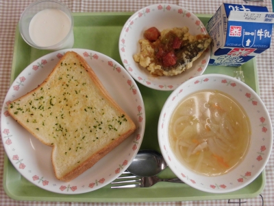 給食