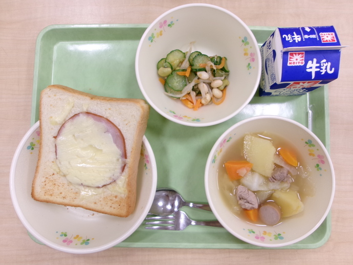 今日の給食