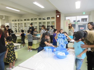3年