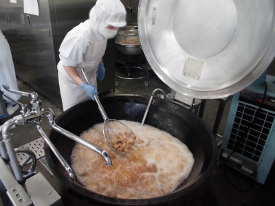 給食