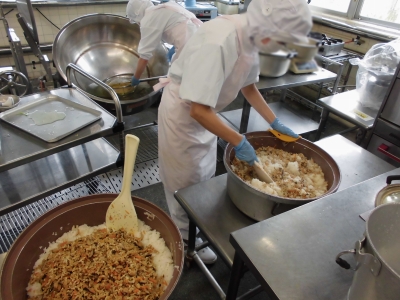 給食