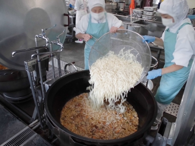 給食