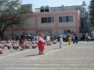 1年
