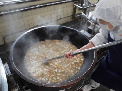 給食