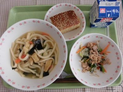 給食