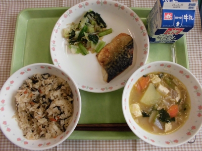給食