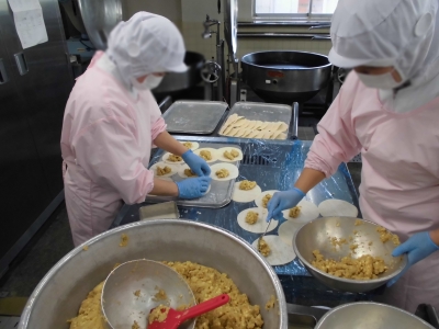 給食