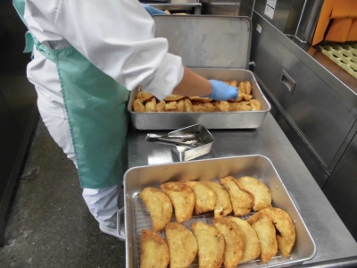 給食