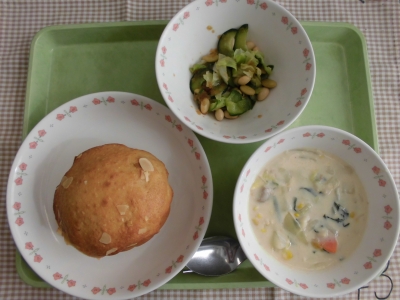 給食