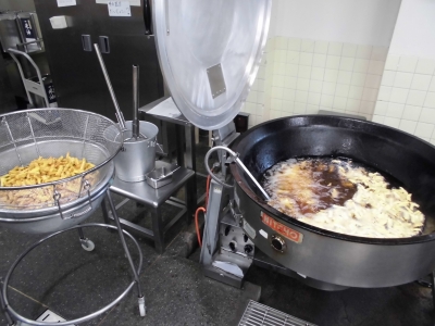 給食