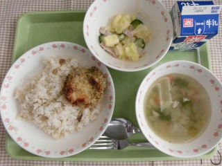 給食