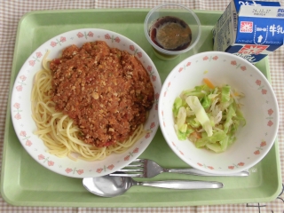 給食