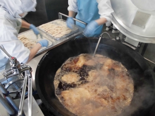 給食
