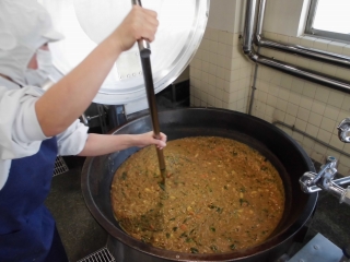 給食