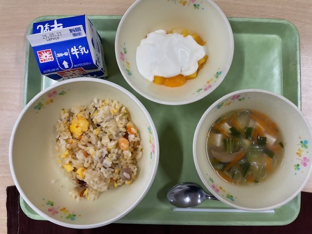 給食