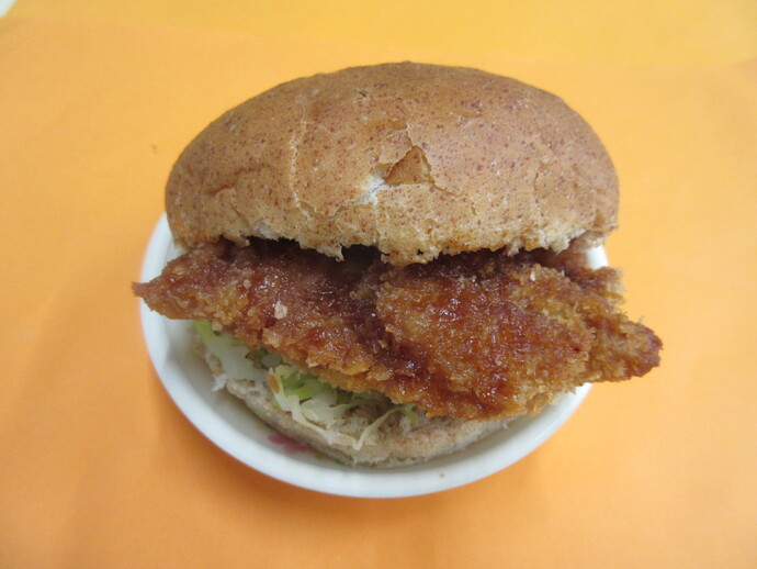 チキンカツバーガー