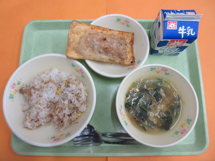 2月27日の給食 ツナピラフ ABCスープ じゃがれんチーズ!清瀬パイ 牛乳