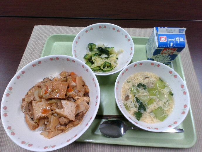 写真　給食