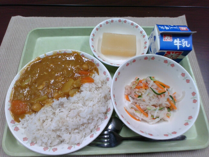写真　給食