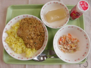 給食