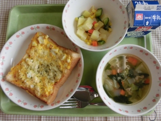 給食