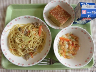給食