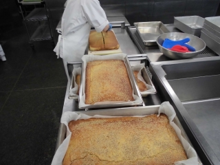 給食