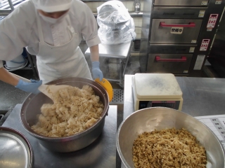 給食
