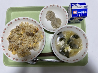 給食