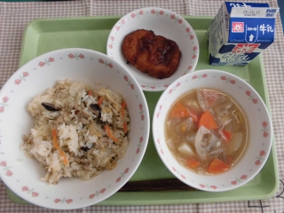 給食