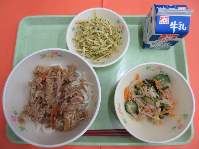 7月8日　ごまだれうどん 和風あえ あおのりポテト 牛乳