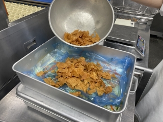給食