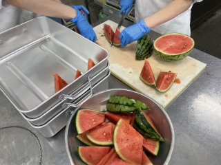 給食