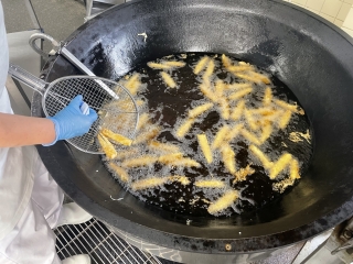 給食