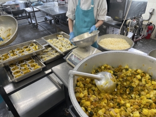 給食