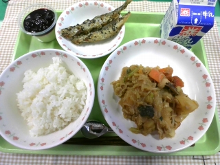 給食
