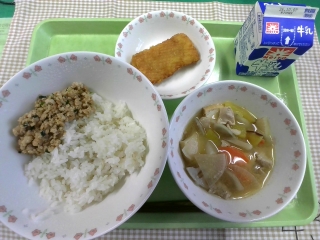 給食