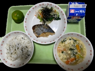 給食